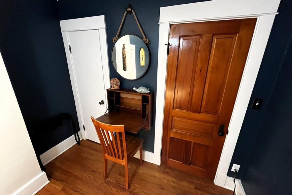 Fiesinger House - Private 3-bd Unit In Historic Home, Downtown Appartamento